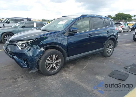 2018 Toyota Rav4 Xle из США, поврежденный, VIN JTMWFREVXJJ182402